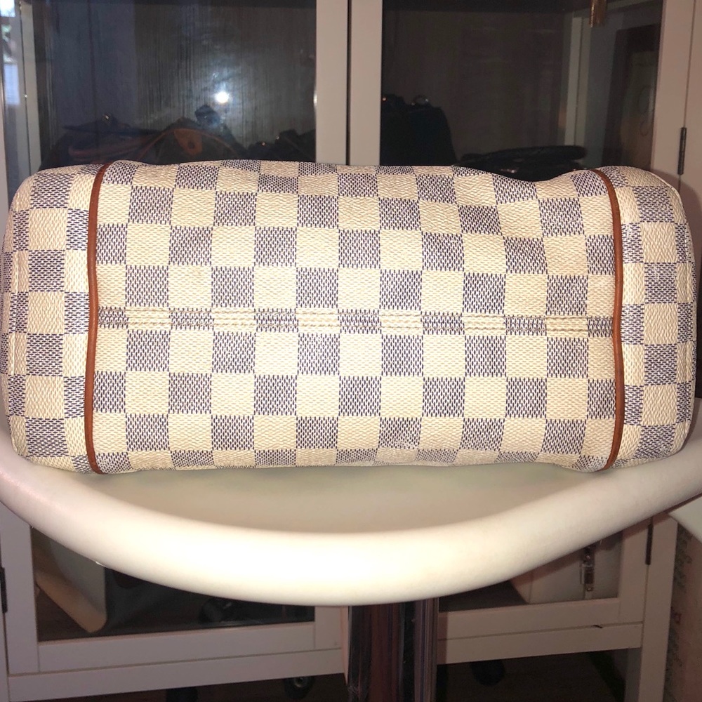 ♥️ SOLD ♥️ Louis Vuitton Totally PM in Damier Azur - Picture 3 of 8